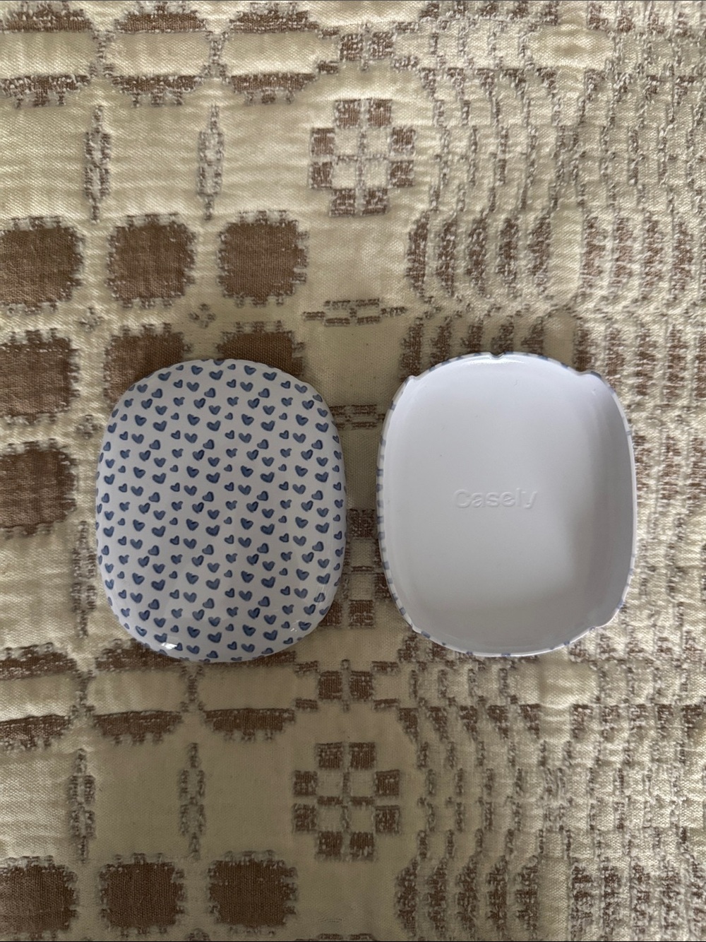 Apple AirPods Max USB-C - Lavender - Like New - Picture 6 of 8